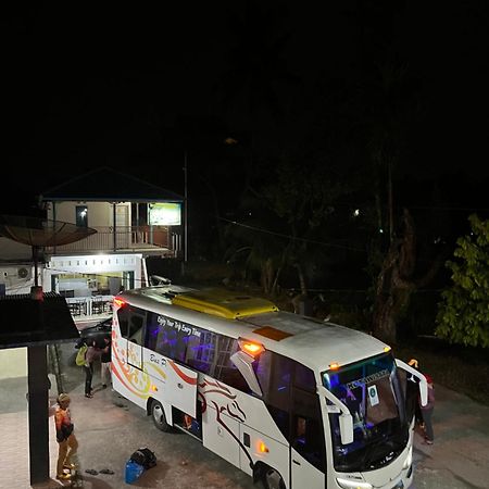פדאנג Penginapan Malompek Syariah מראה חיצוני תמונה